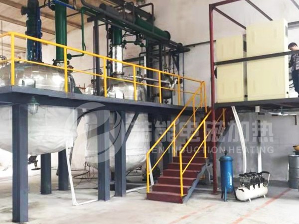 不銹鋼反應(yīng)釜加熱推薦使用電磁加熱器