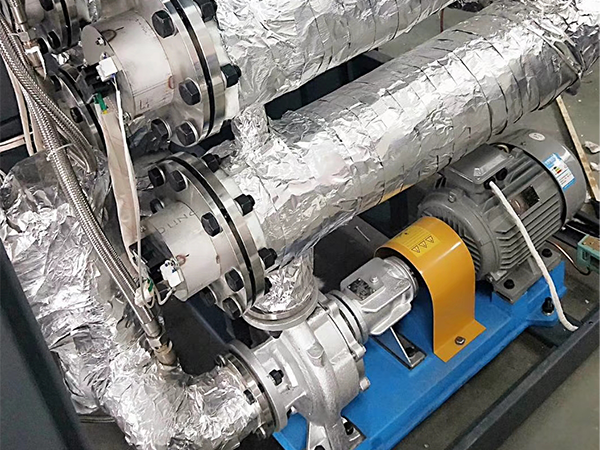 電磁感應(yīng)加熱導(dǎo)熱油爐的優(yōu)點(diǎn)